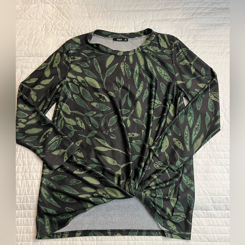 Lily by Firmiana leaf print top